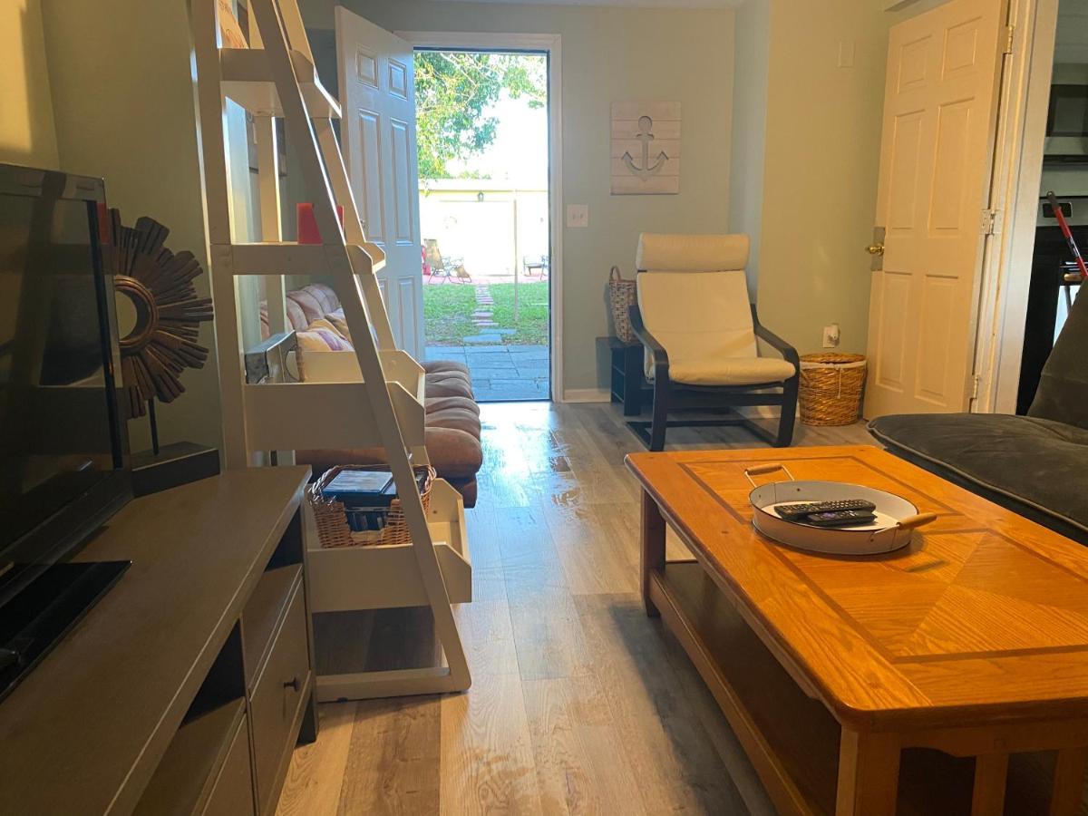 לייק וורת' 3 Bedroom House Fenced Backyard Private Patio Areas Grill Firepit Plenty Parking! Quick Access 10 Min To Beach Airport Delray West Palm מראה חיצוני תמונה
