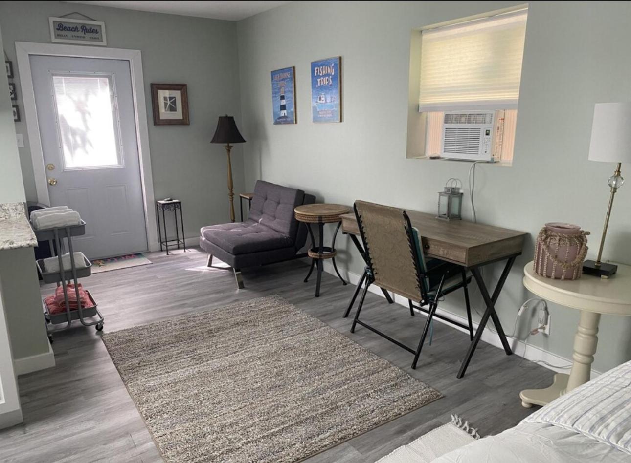 לייק וורת' 3 Bedroom House Fenced Backyard Private Patio Areas Grill Firepit Plenty Parking! Quick Access 10 Min To Beach Airport Delray West Palm מראה חיצוני תמונה