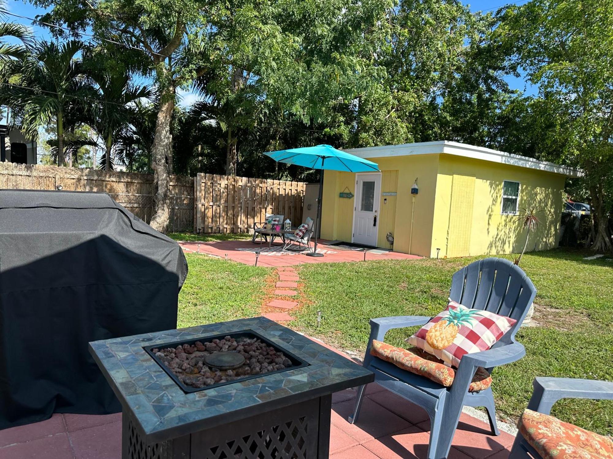 לייק וורת' 3 Bedroom House Fenced Backyard Private Patio Areas Grill Firepit Plenty Parking! Quick Access 10 Min To Beach Airport Delray West Palm מראה חיצוני תמונה